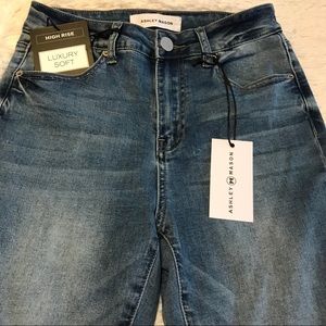 Ashley Mason - Skinny Fit Jeans